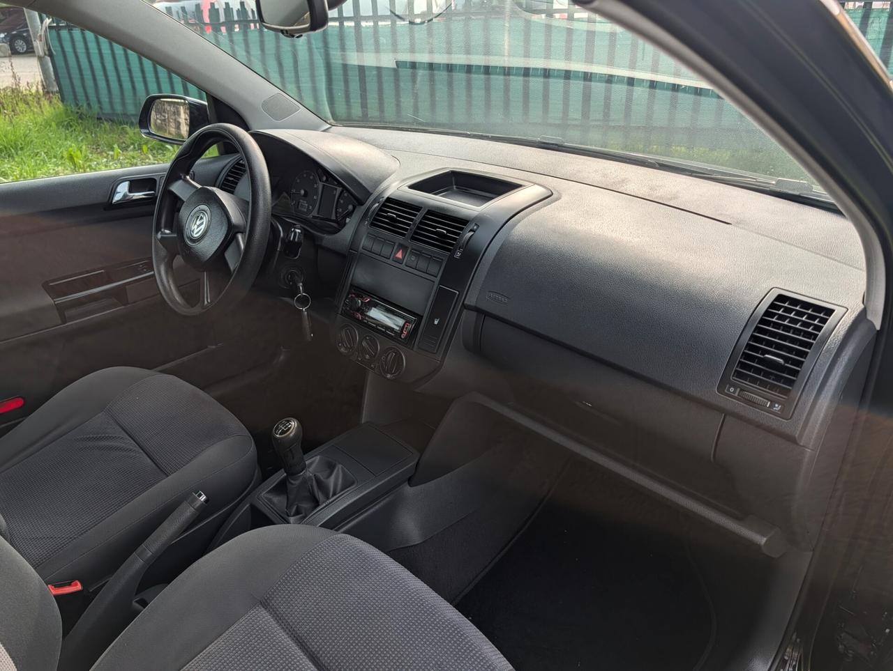 Volkswagen Polo 1.4/75CV 16V 5p. Sportline UNICO PROPRIETARIO