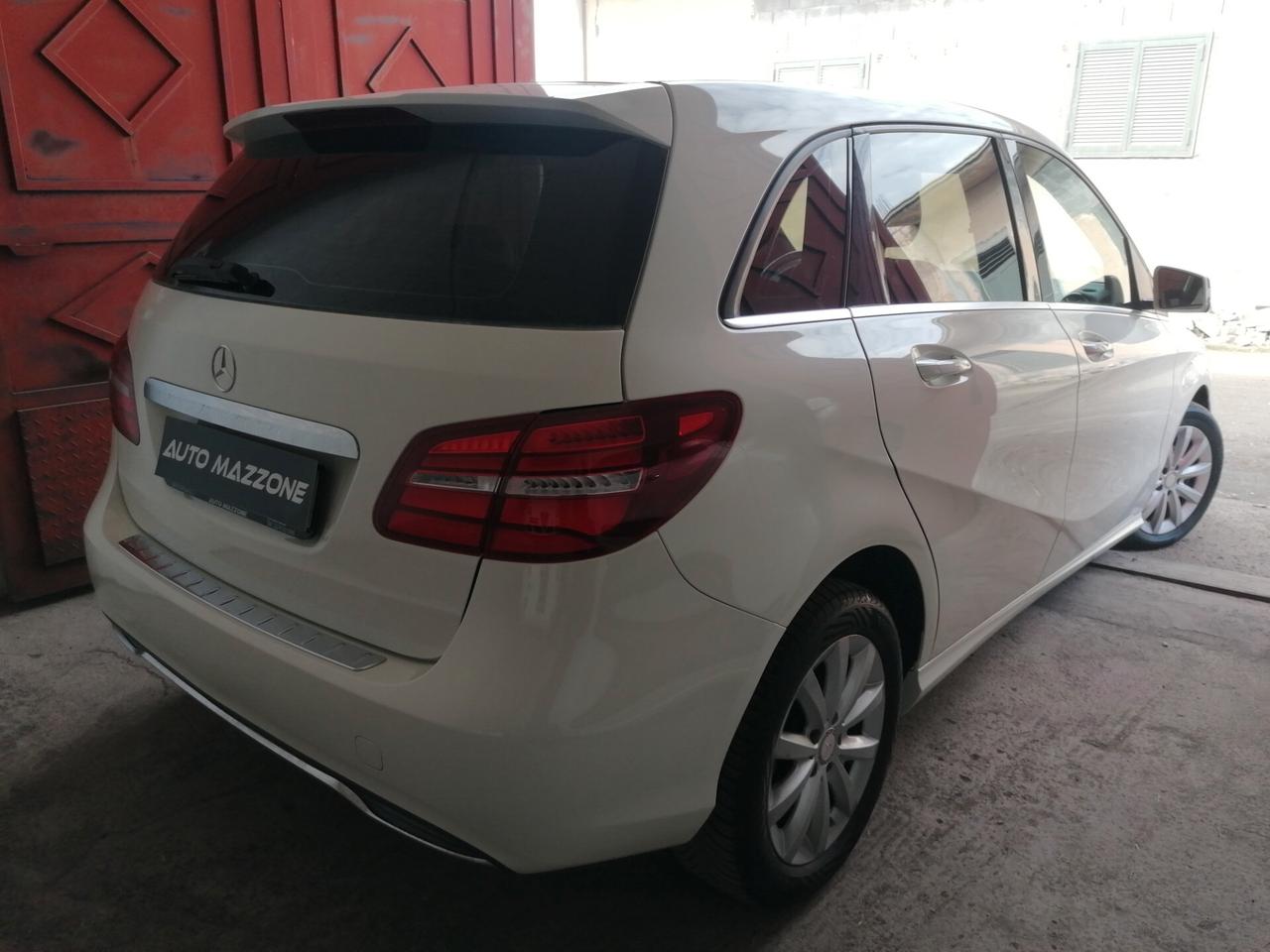 Mercedes-benz B 180 d Premium(full optional)