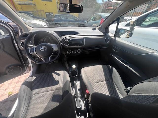 Toyota Yaris 1.0 5 porte Lounge