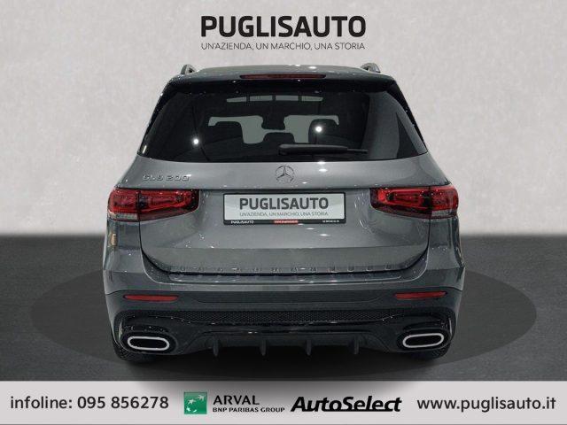 MERCEDES-BENZ GLB 200 Automatic Premium