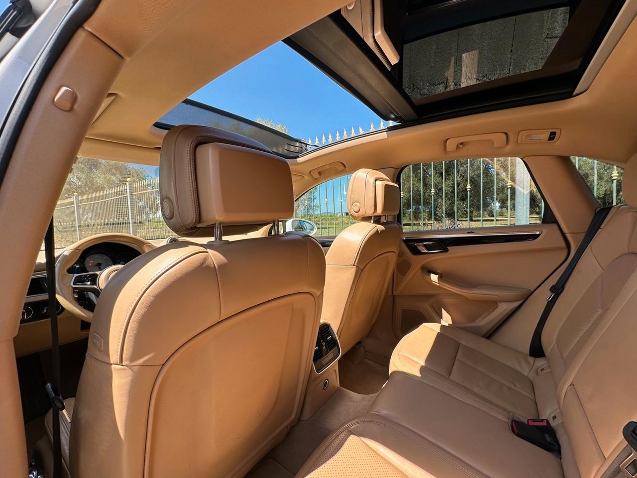 Porsche Macan S Diesel 250cv -TETTO- GARANZIA 12 MESI