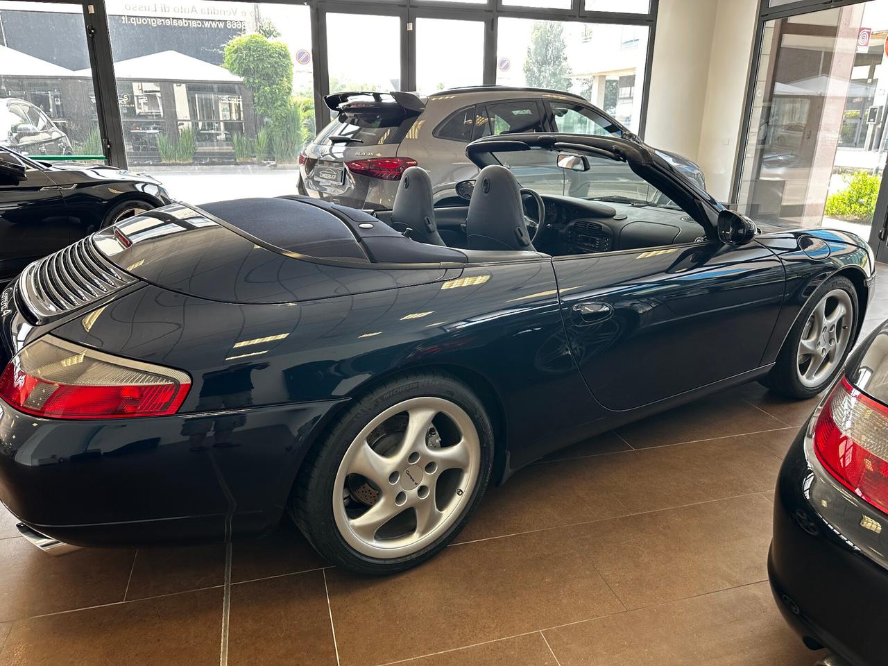 Porsche 911 Porsche 911 Carrera 4 Cabrio