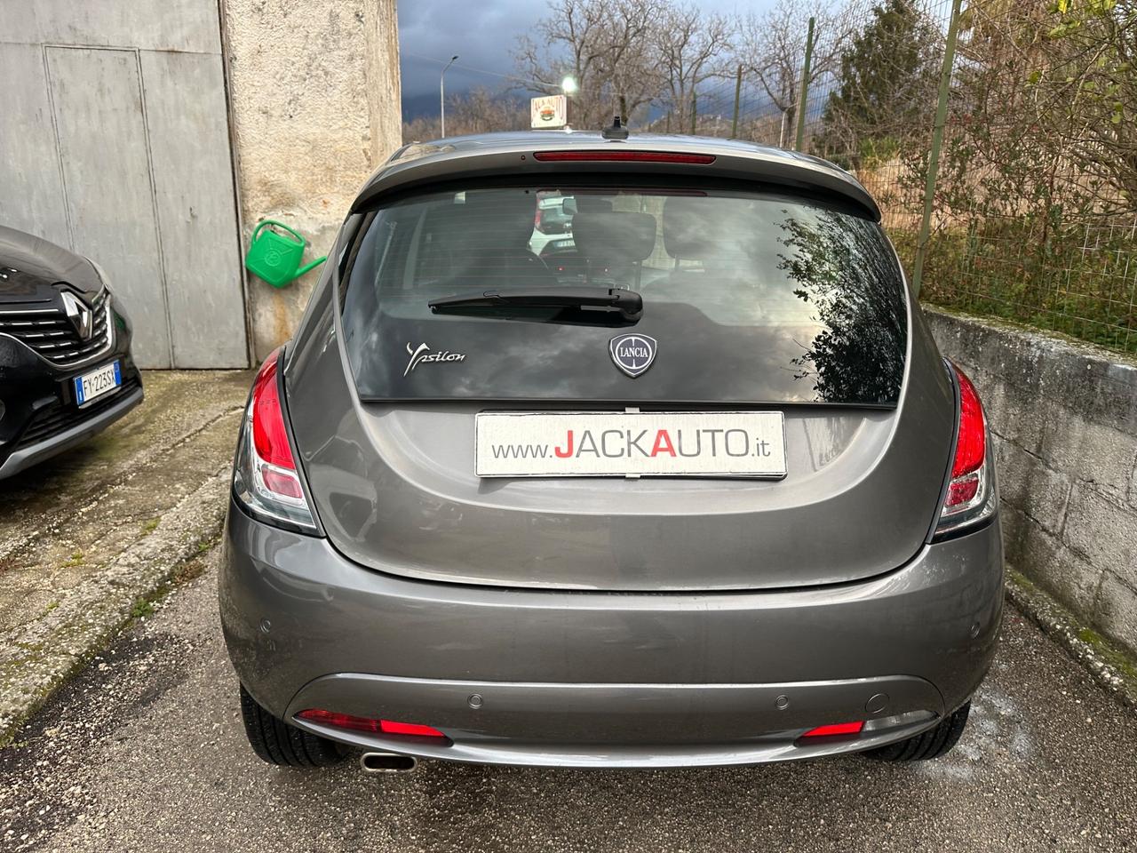 Lancia Ypsilon 1.2 69 CV 5 porte GPL Ecochic Monogram