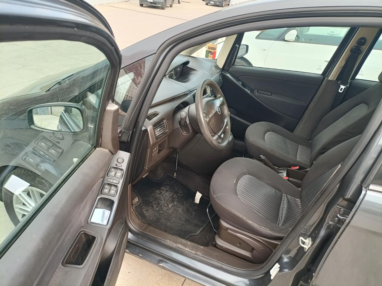 Cambio automatico Lancia MUSA 1.3 Multijet 16V 90 CV Platino