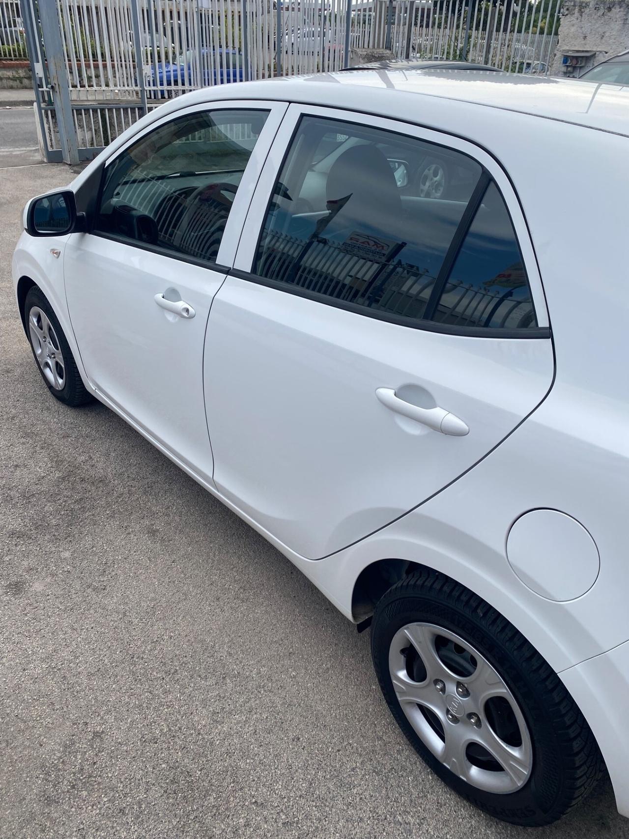 Kia Picanto 1.0 GPL 2017 TAGLIANDATA