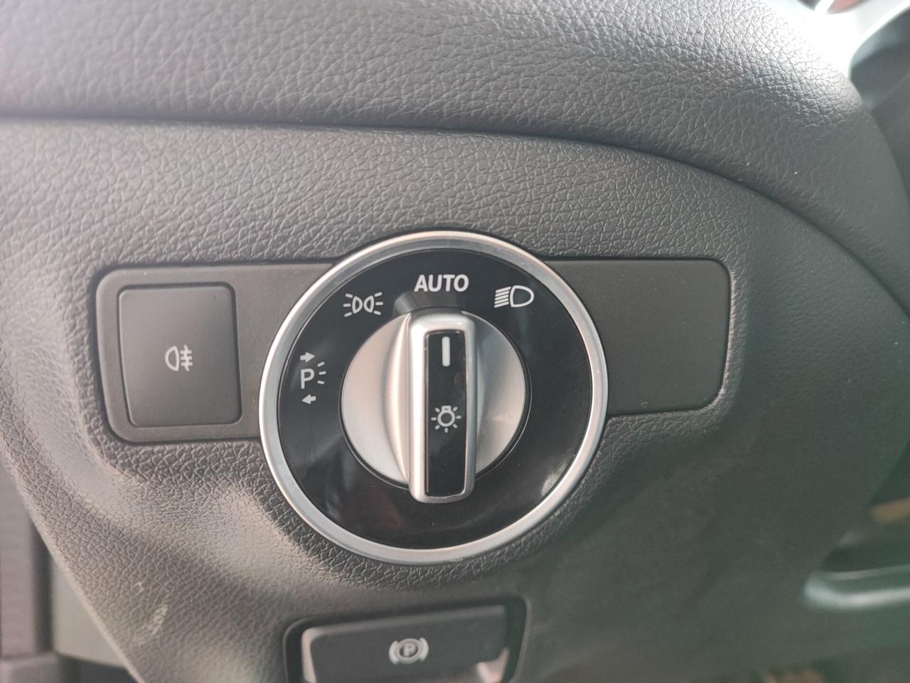 Mercedes-benz GLA 200 d Automatic 4Matic Premium