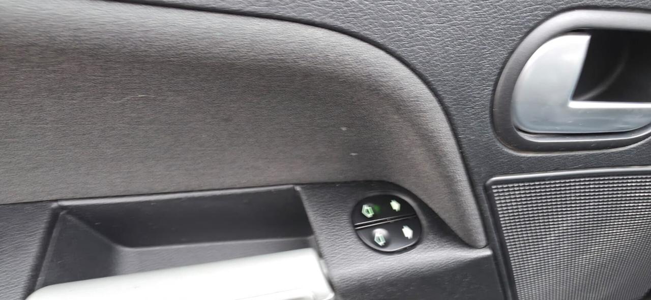 Ford Fusion UAV 1.4 16V automatica neopatentati