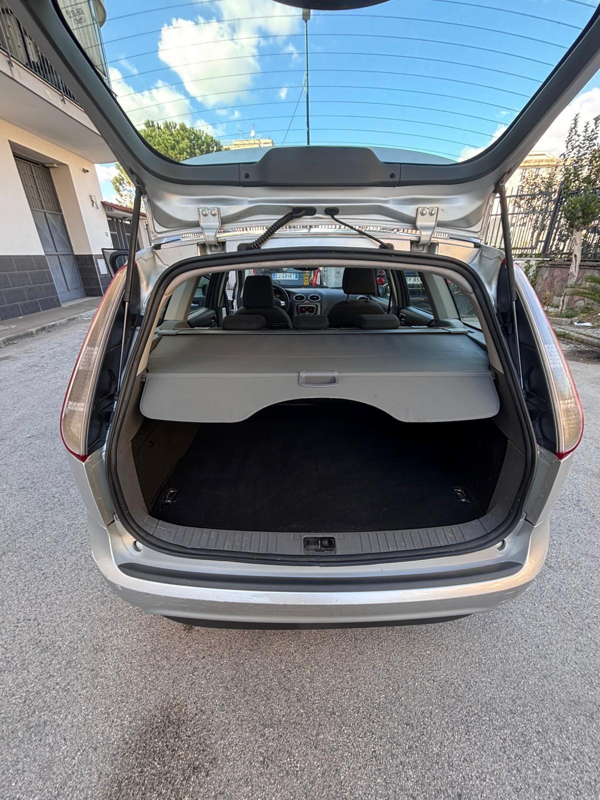 Ford Focus 2.0 SW Bz Gpl Tit