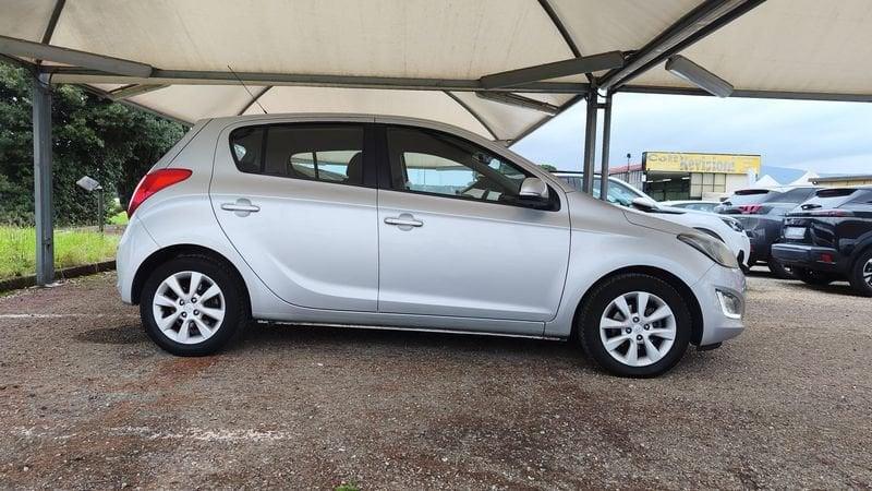 Hyundai i20 1.1 CRDi Sound Edition