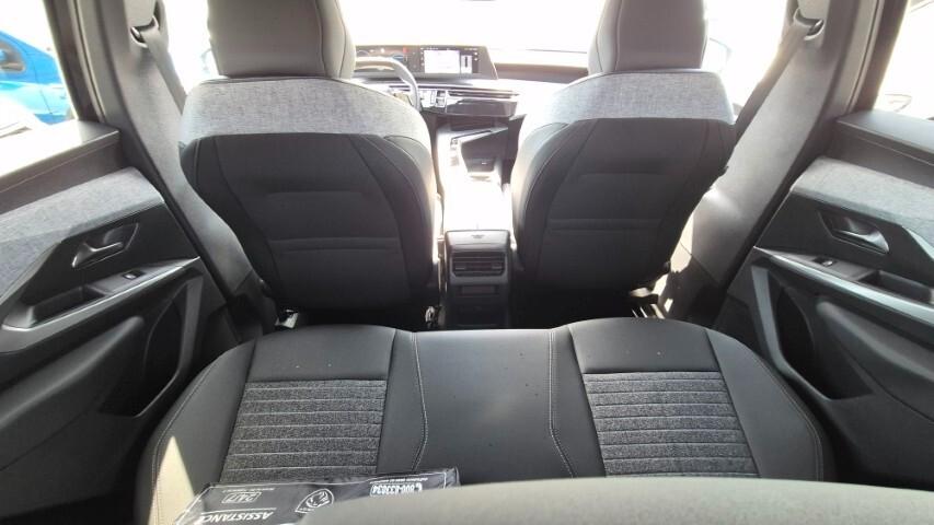 Peugeot 3008 Hybrid 145 e-DCS6 Allure - KMO 2025