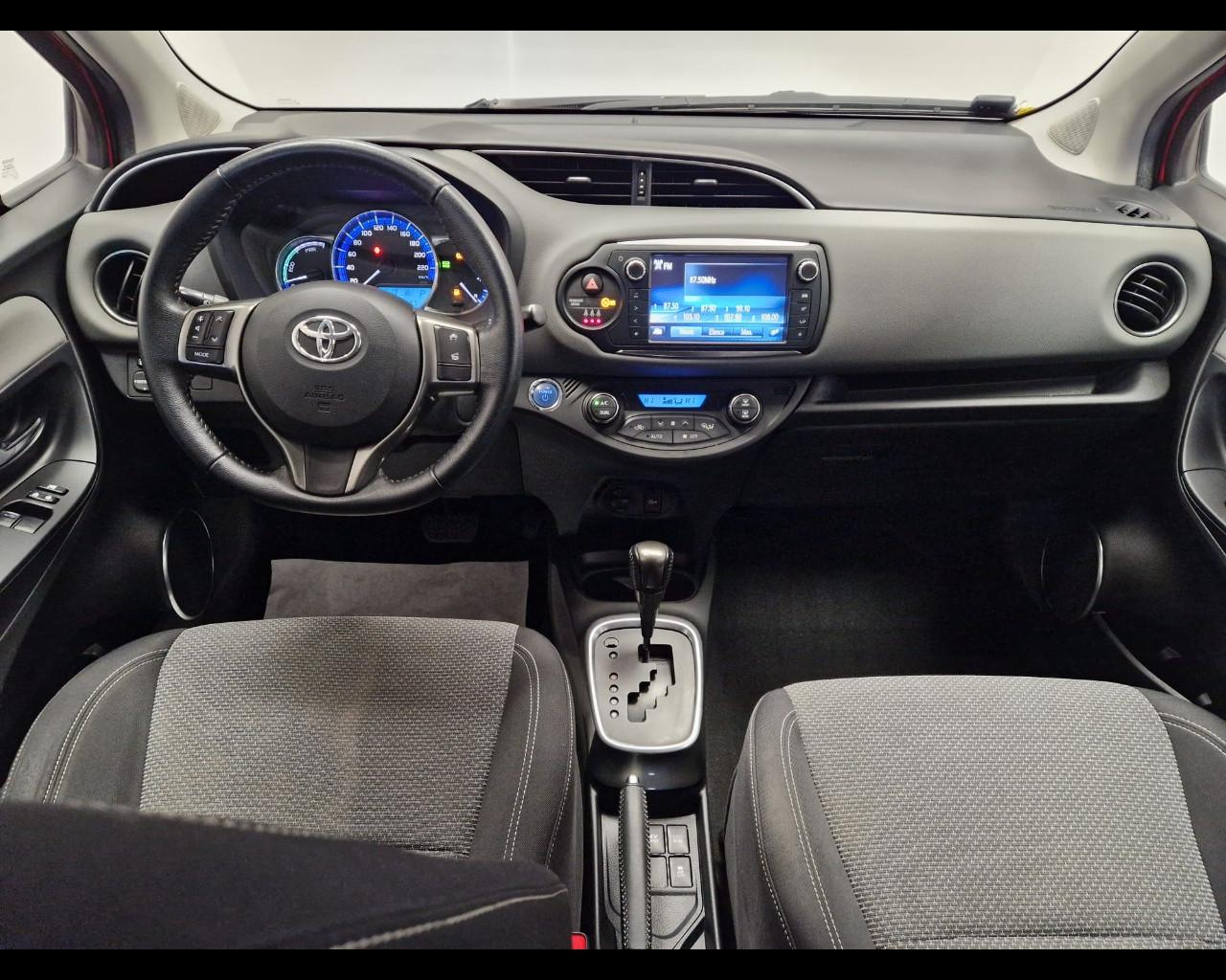 TOYOTA Yaris III - Yaris 5p 1.5h Active