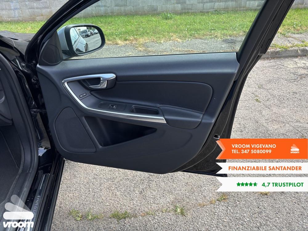 VOLVO V60 (2010-2018) V60 D2 1.6 R-design Momentum
