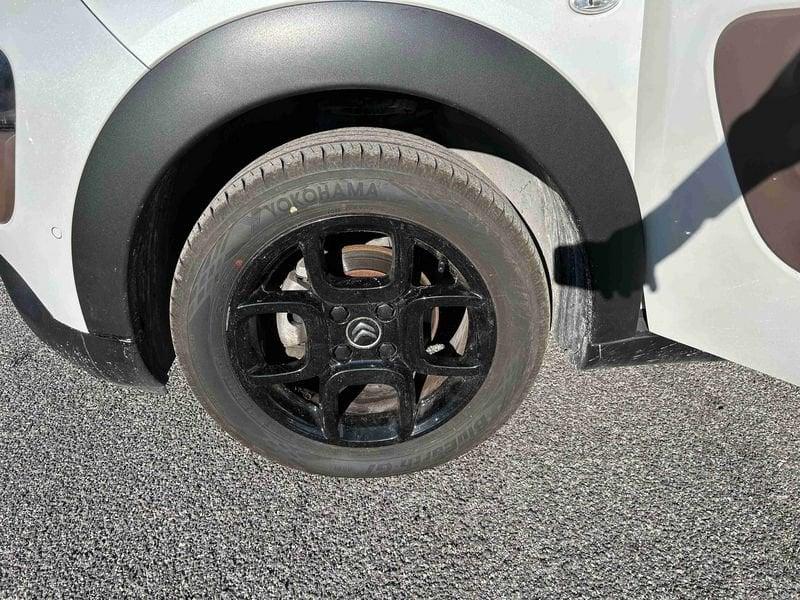 Citroën C4 Cactus 2014 1.2 puretech Shine s&s 82cv etg