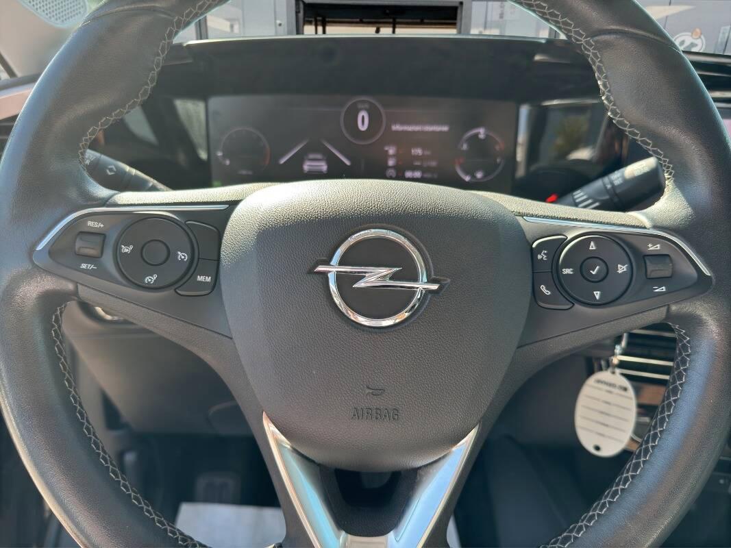 Opel Mokka 1.2 t Elegance s&s 100cv con Telecamera e CarPlay