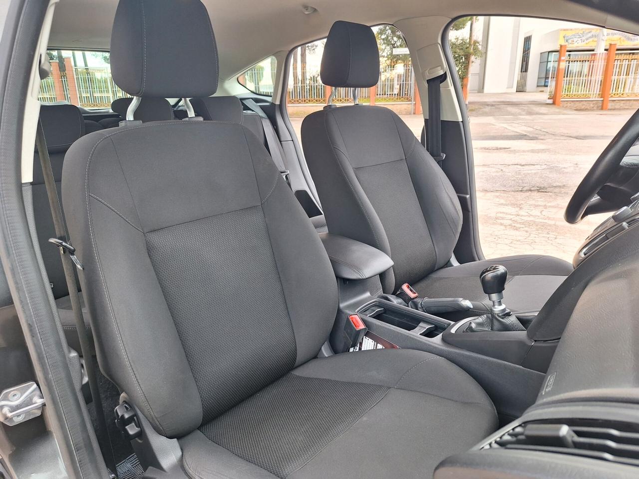 Ford Focus 1.5 TDCi BERLINA 124000 KM 2015