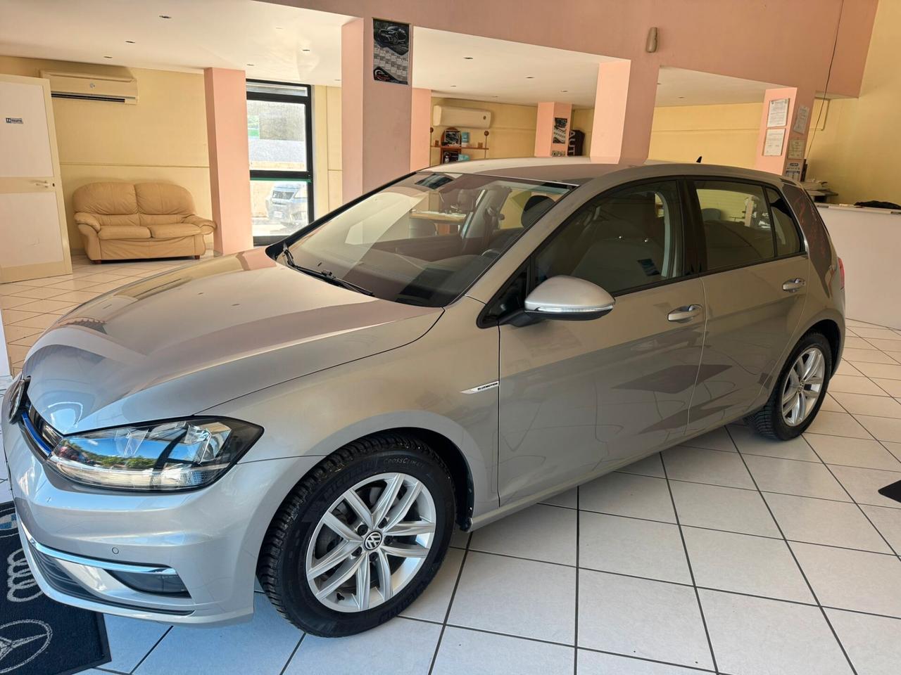 Volkswagen Golf Variant 1.5 TGI DSG 5p. Executive BlueMotione Tech.