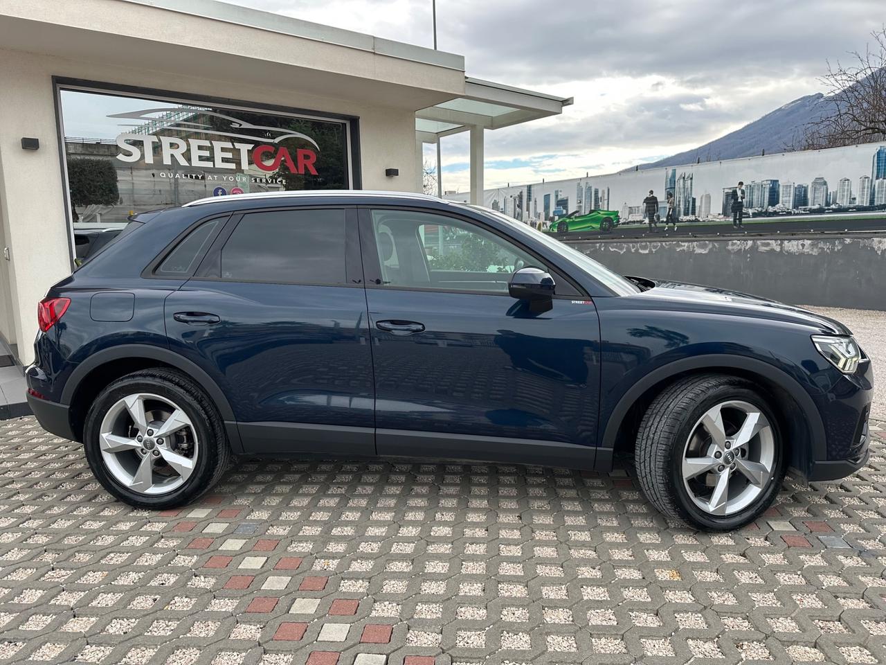 Audi Q3 35 TDI quattro Business Advanced