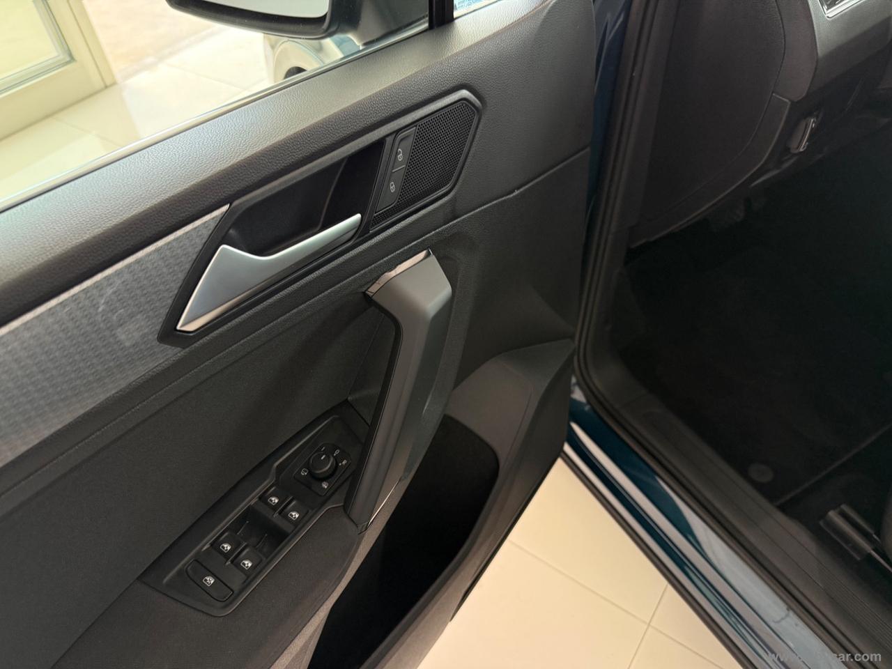 VOLKSWAGEN Tiguan 2.0 TDI 150CV SCR DSG Life