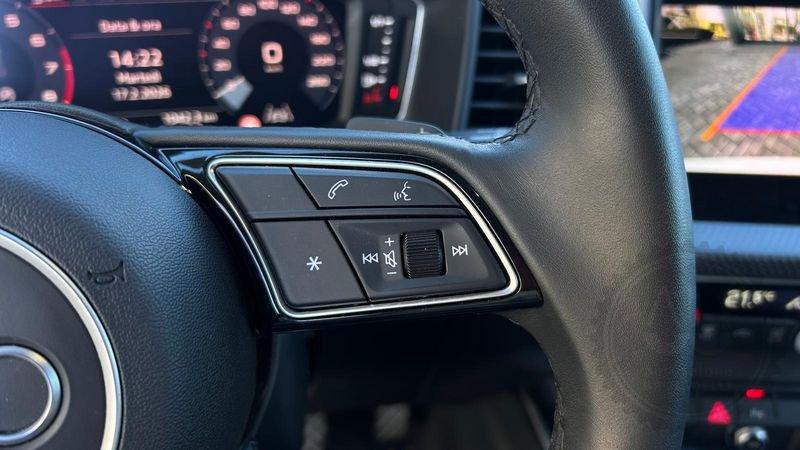 Audi A1 Sportback 30 TFSI S tronic Adrenalin S line edition Black Pack