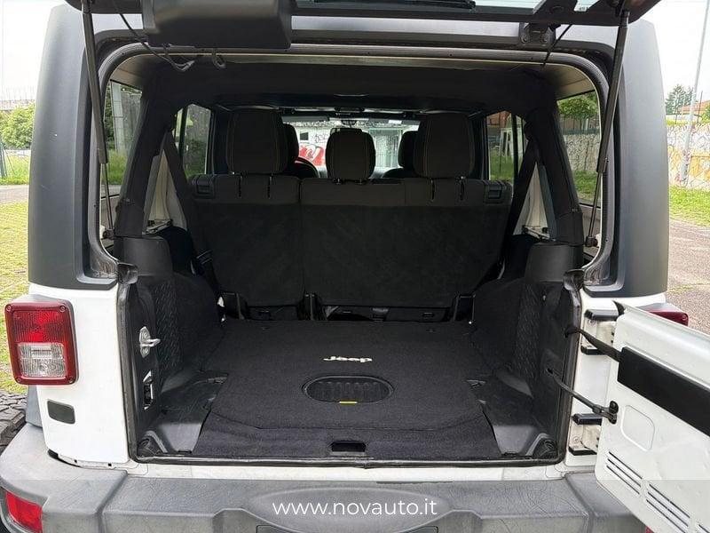 Jeep Wrangler 2.8 CRD Unlimited Rubicon Auto