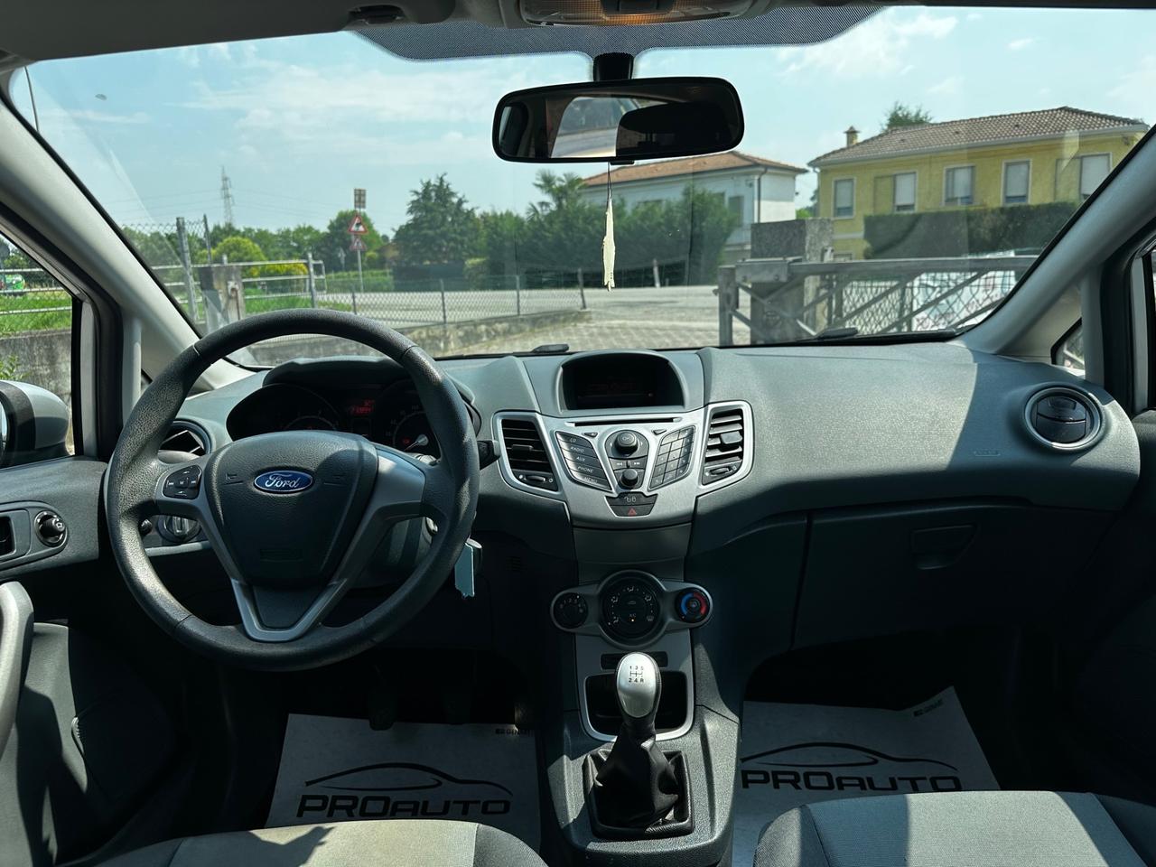Ford Fiesta 1.4 5 porte Bz.- GPL Titanium