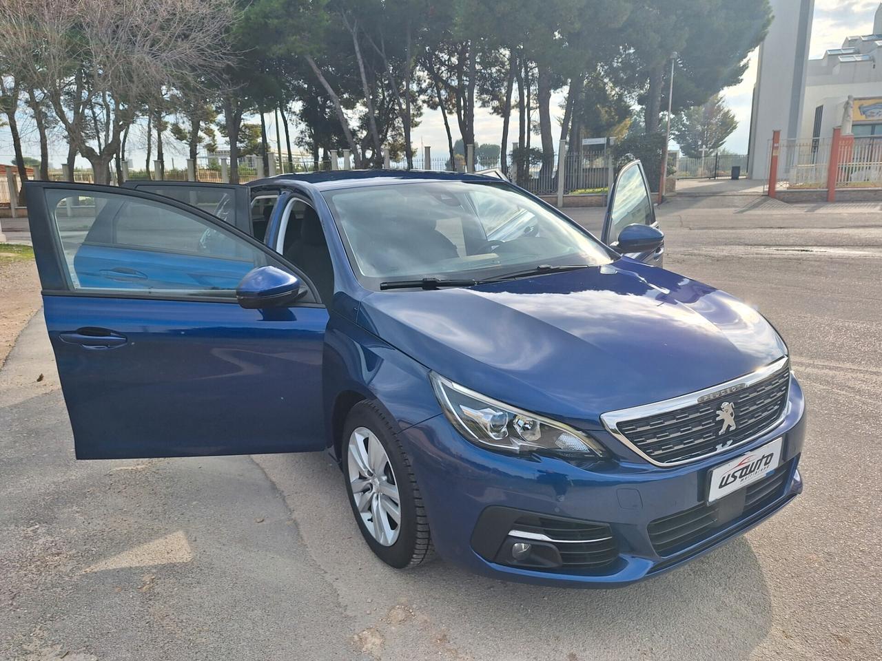 Peugeot 308 1.5 HDi 130 EAT8 SW Business 2018 NAVI