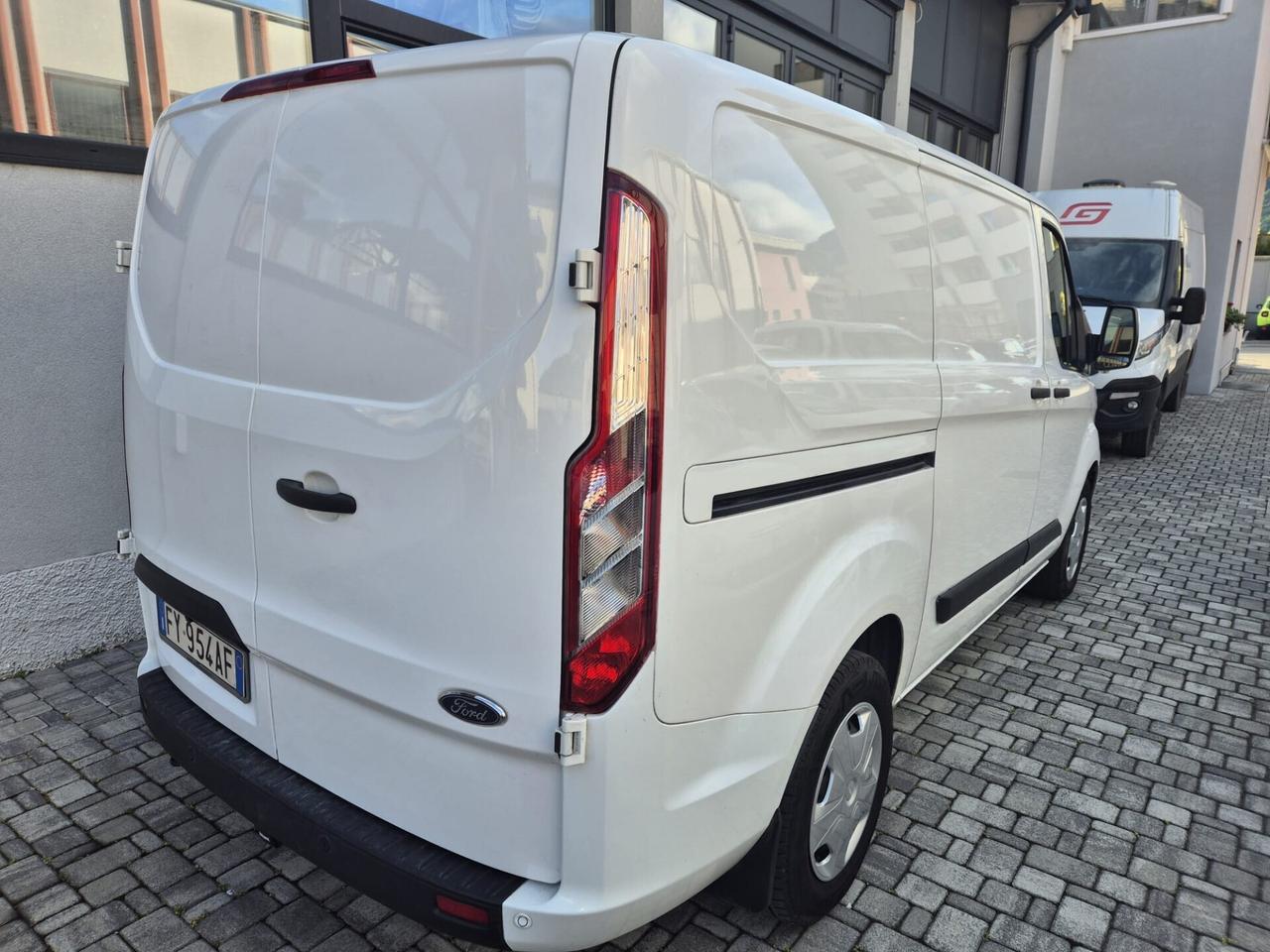 Ford Transit Custom 2.0 TDCi 130CV 3 POSTI CAMBIO