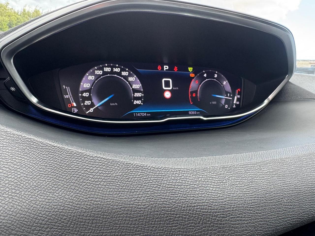 Peugeot 3008 BlueHDi 130 S&S Business