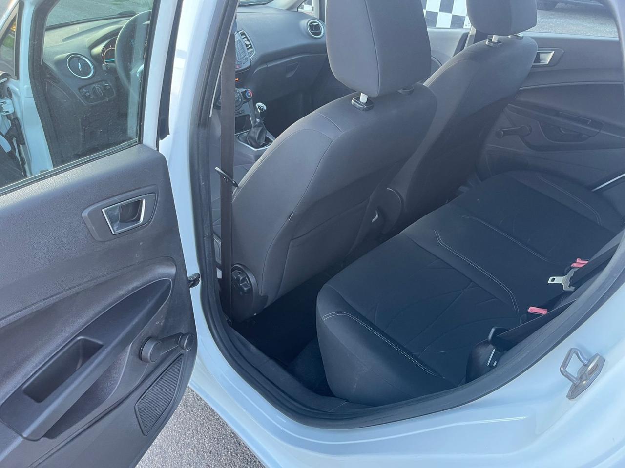 Ford Fiesta 5p. Bz.- GPL Titanium - 2014