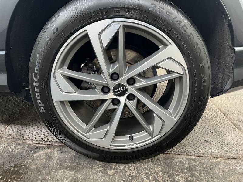 Audi Q3 35 TDI S tronic S line edition TUA da 439,00 al mese