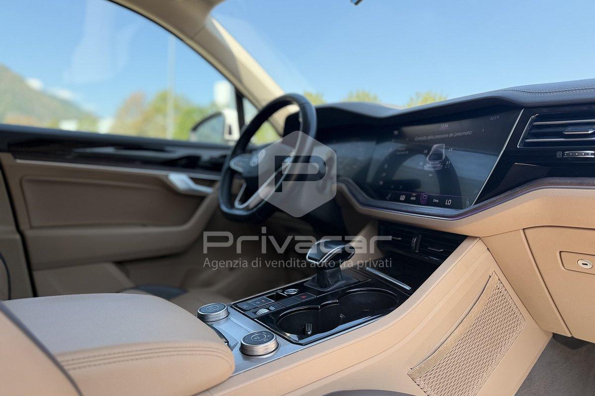 VOLKSWAGEN Touareg 3.0 V6 TDI SCR Atmosphere