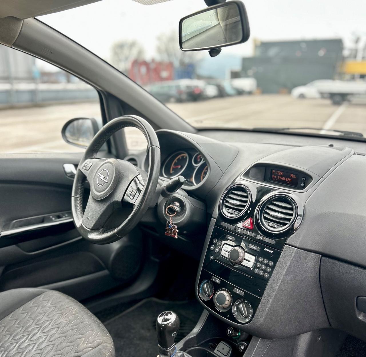 Opel Corsa 1.2 85CV 5p GPL-TECH Neopatentati