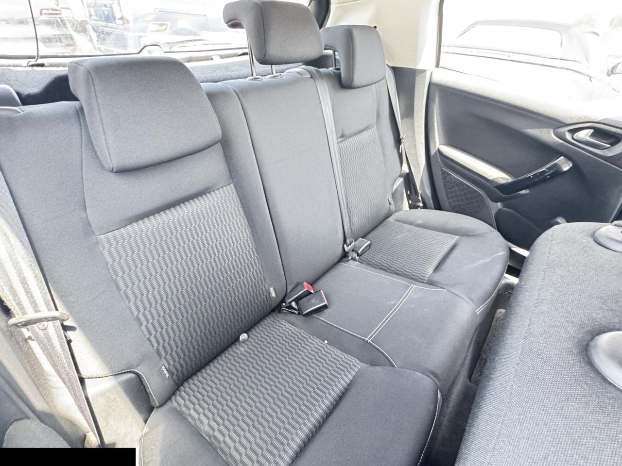 PEUGEOT 208 1.2 BENZINA ADATTA NEOPATENTATI