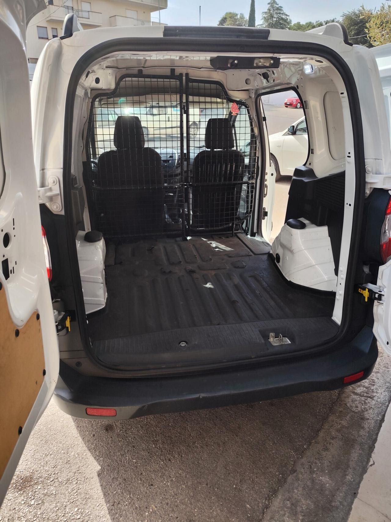 Ford Transit Courier 1.5 TDCi 100CV Van Entry