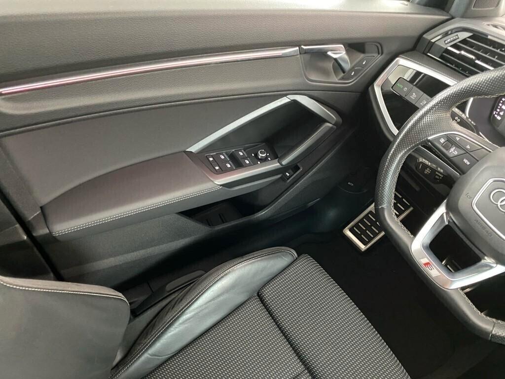 Audi Q3 35 TDI S tronic line edition