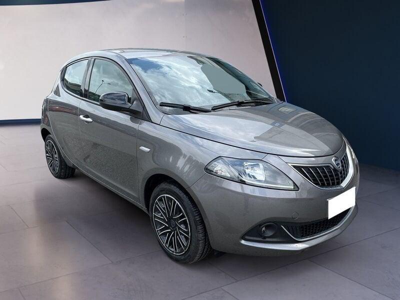 Lancia Ypsilon III 2021 1.0 firefly hybrid Gold s&s 70cv