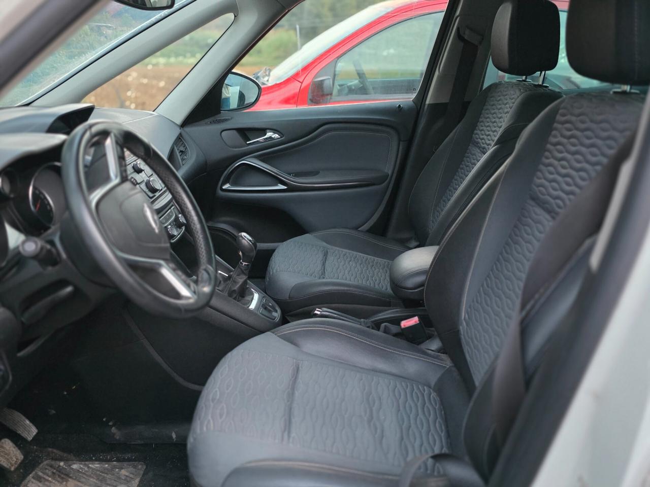 Opel Zafira tourer metano 7 posti