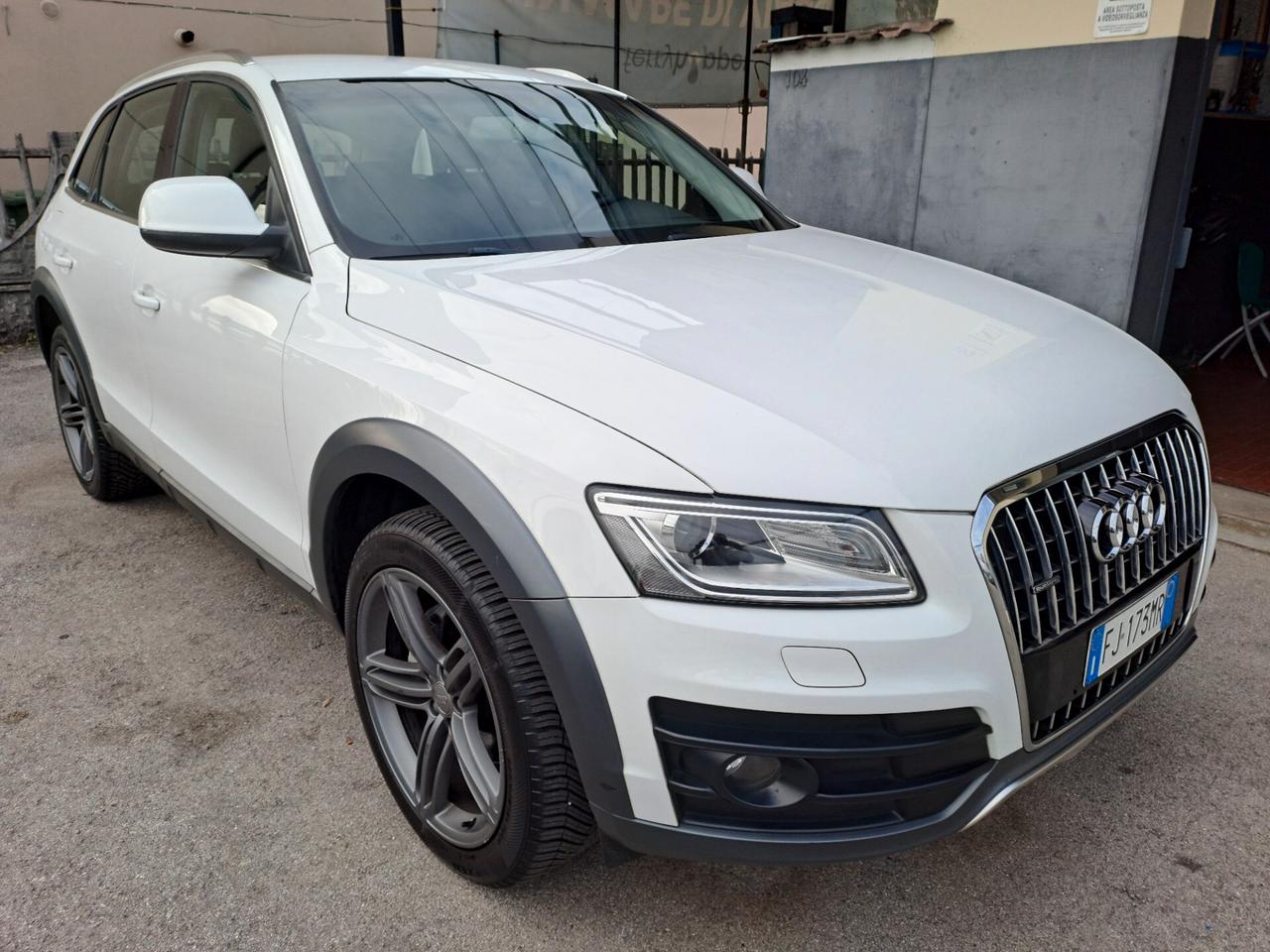 AUDI Q5 2.0 TDI 177CV QUATTRO - CAMBIO MANUALE