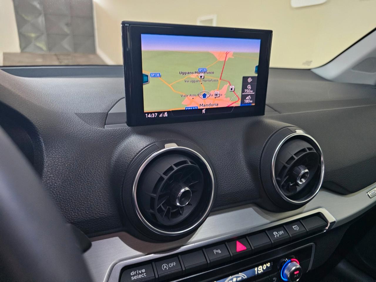 Audi Q2 30 TDI S tronic Admired