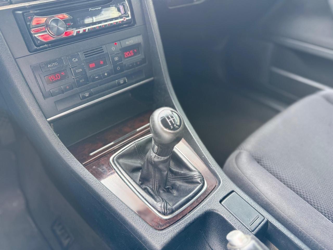 Audi A4 1.9 TDI 130 CV cat