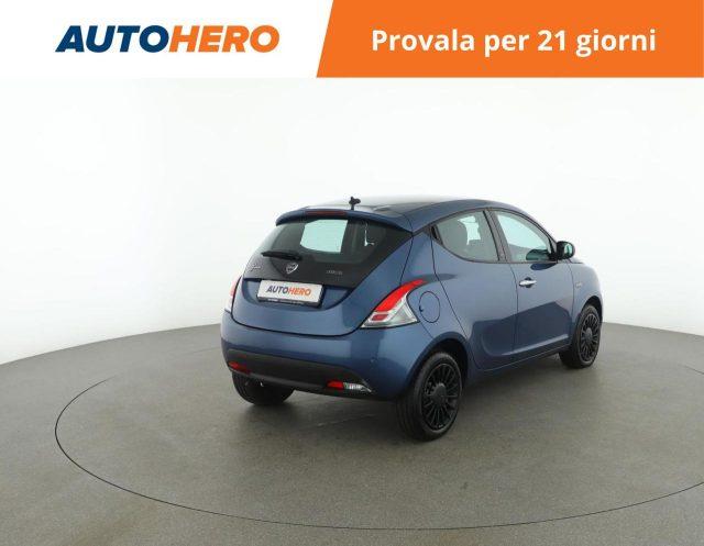 LANCIA Ypsilon 1.0 FireFly 5 porte S&S Hybrid Ecochic Silver