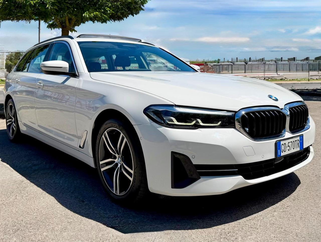 Bmw 520d Touring xDrive 190CV TETTO/TELAIO ADATTIVO