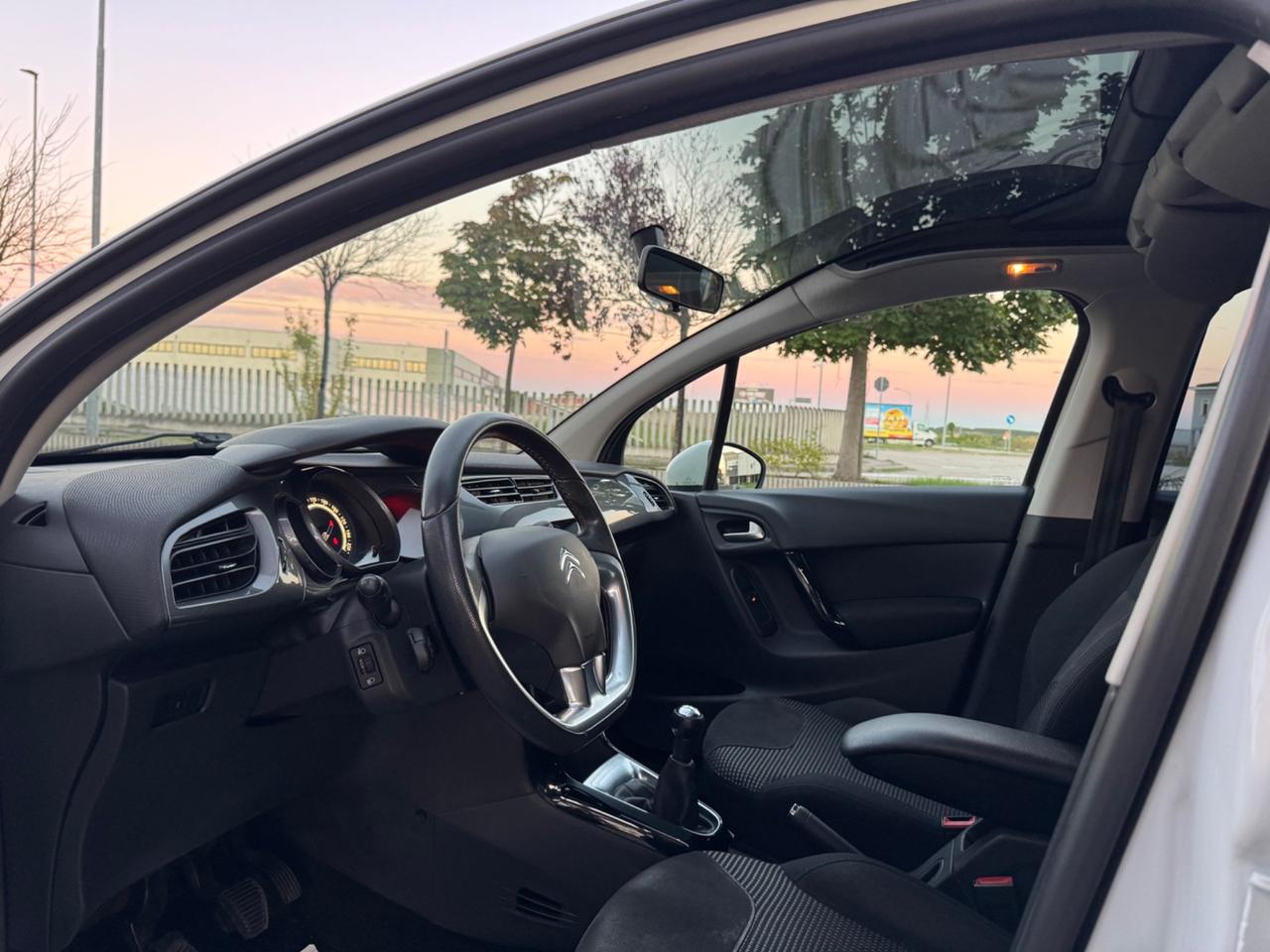 Citroen C3 1.2 VTi 82 Exclusive