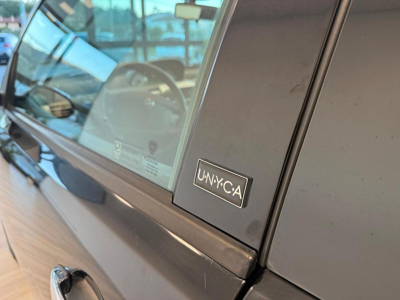 Lancia Ypsilon 1.2 69 CV Unyca