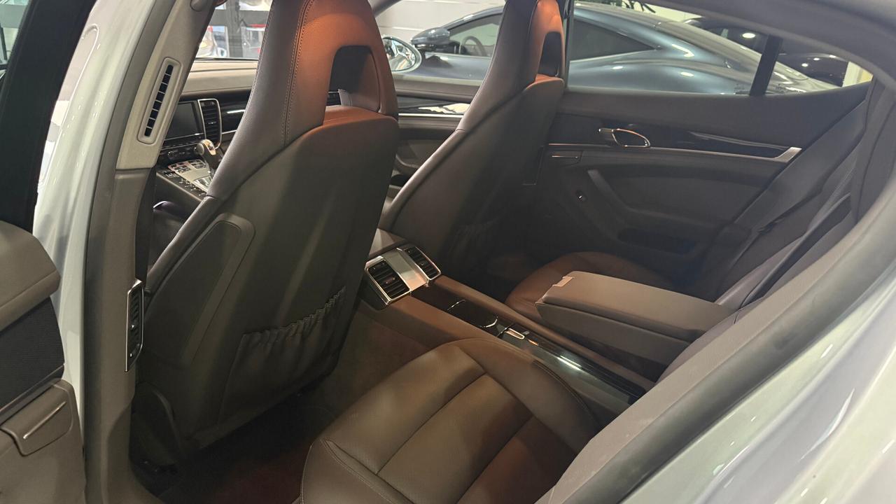 PORSCHE PANAMERA 3.0 D RESTYLING TETTO