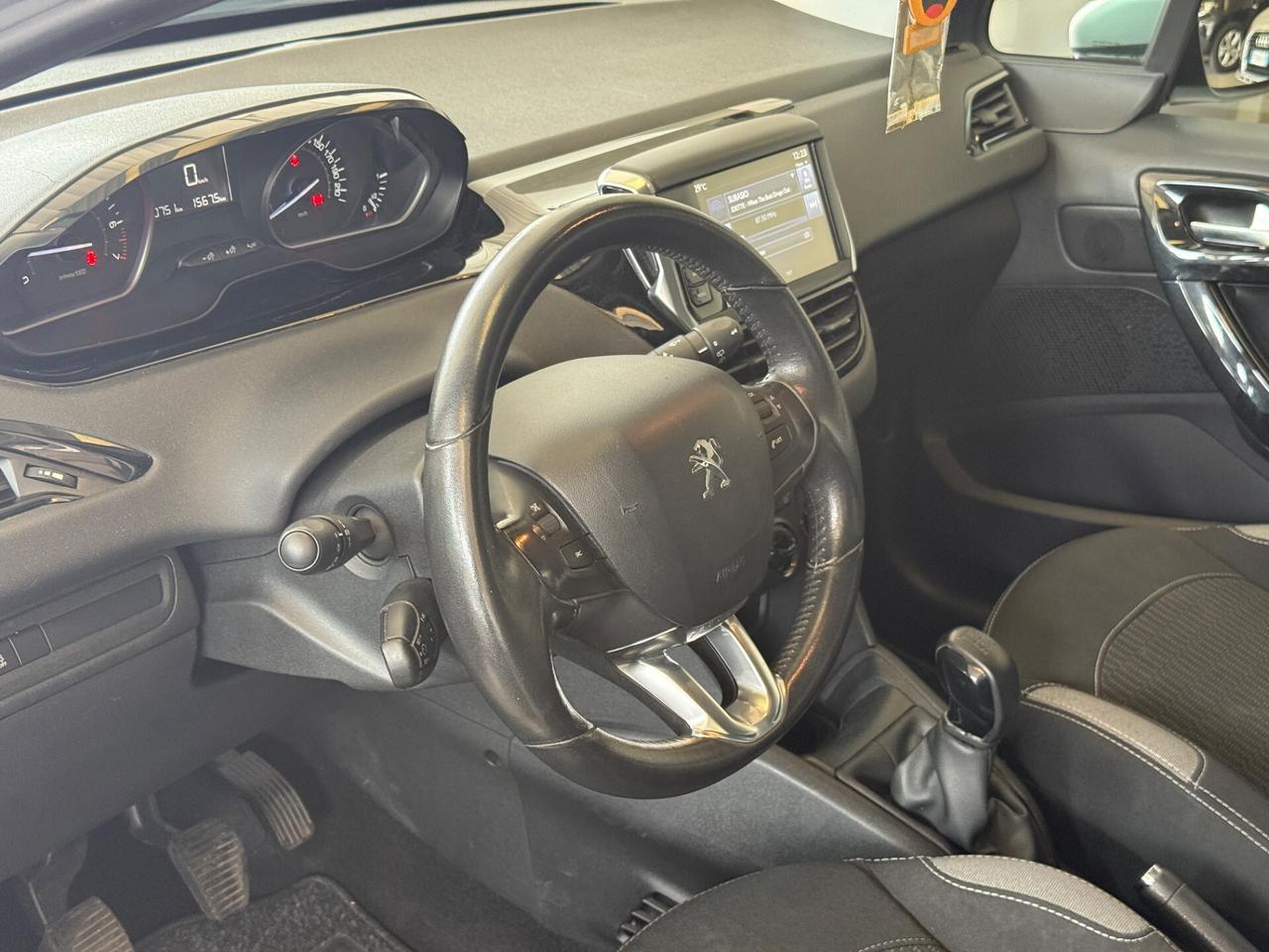 Peugeot 208 PureTech 82 5 porte Allure