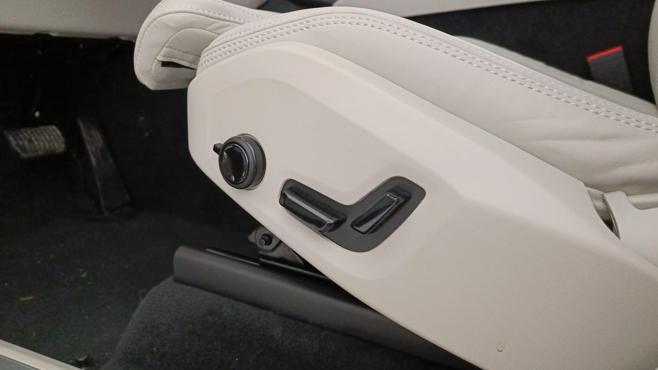 VOLVO XC90 2.0 t8 phev Ultra Bright awd 7p.ti auto