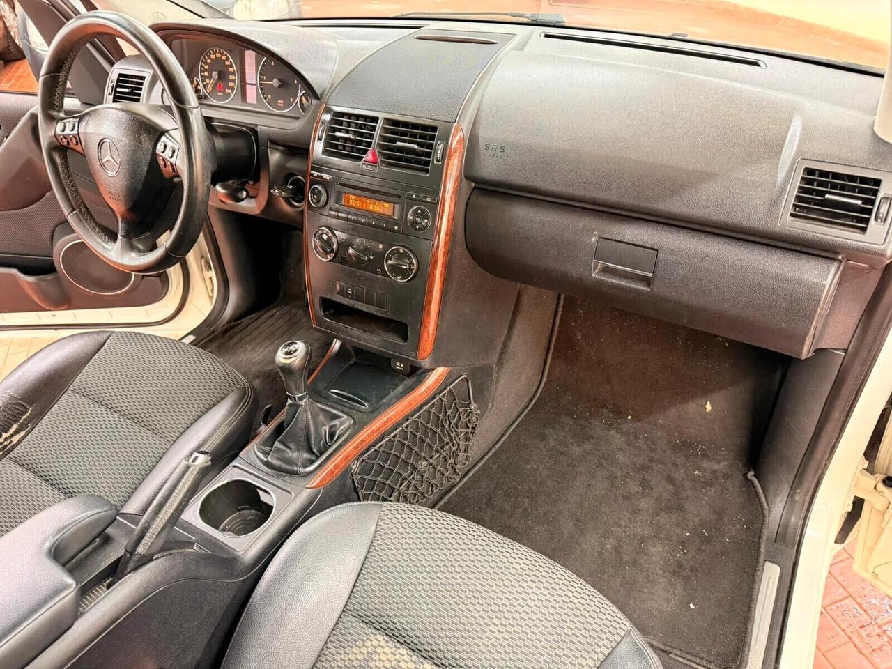 Mercedes A 160 CDI BlueEFFICIENCY ok Neopatentati