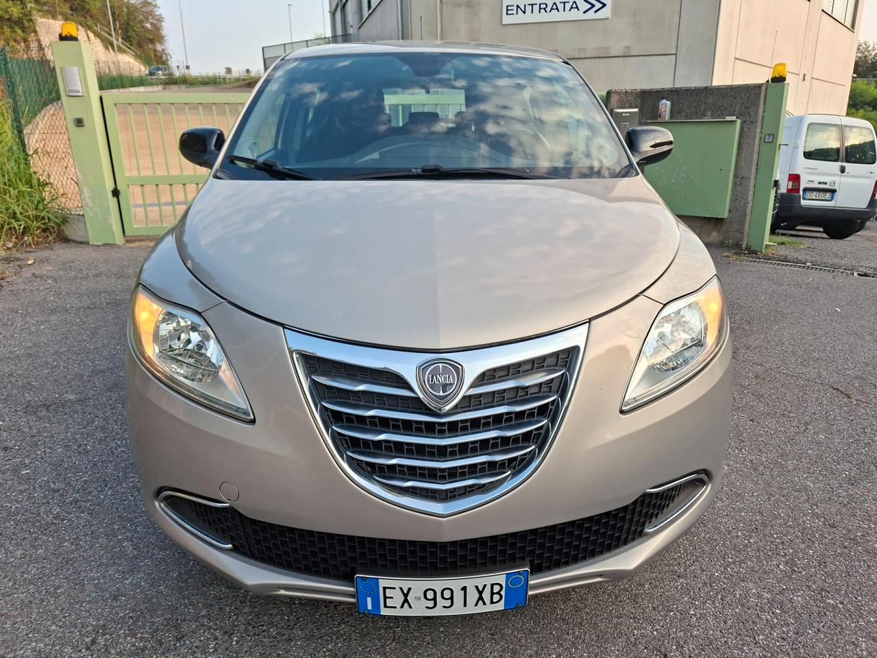 Lancia Ypsilon 1.2 GPL FINO AL 2034 / DA NEOPATENTATI / EURO 6