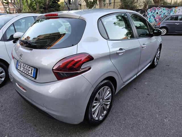 PEUGEOT 208 1° serie PureTech 82 5 porte Allure